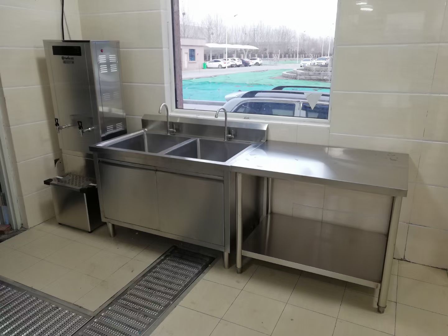 汉中市学校食堂厨房设备4D厨房 - 方案